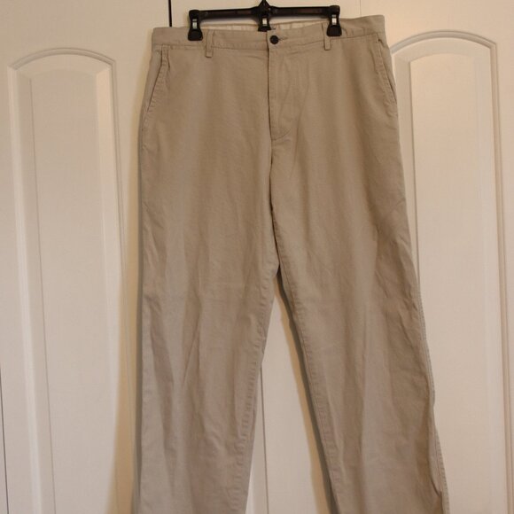 Docker's Pacific Collection Field Khaki Size 36 x 34 - Picture 1 of 7